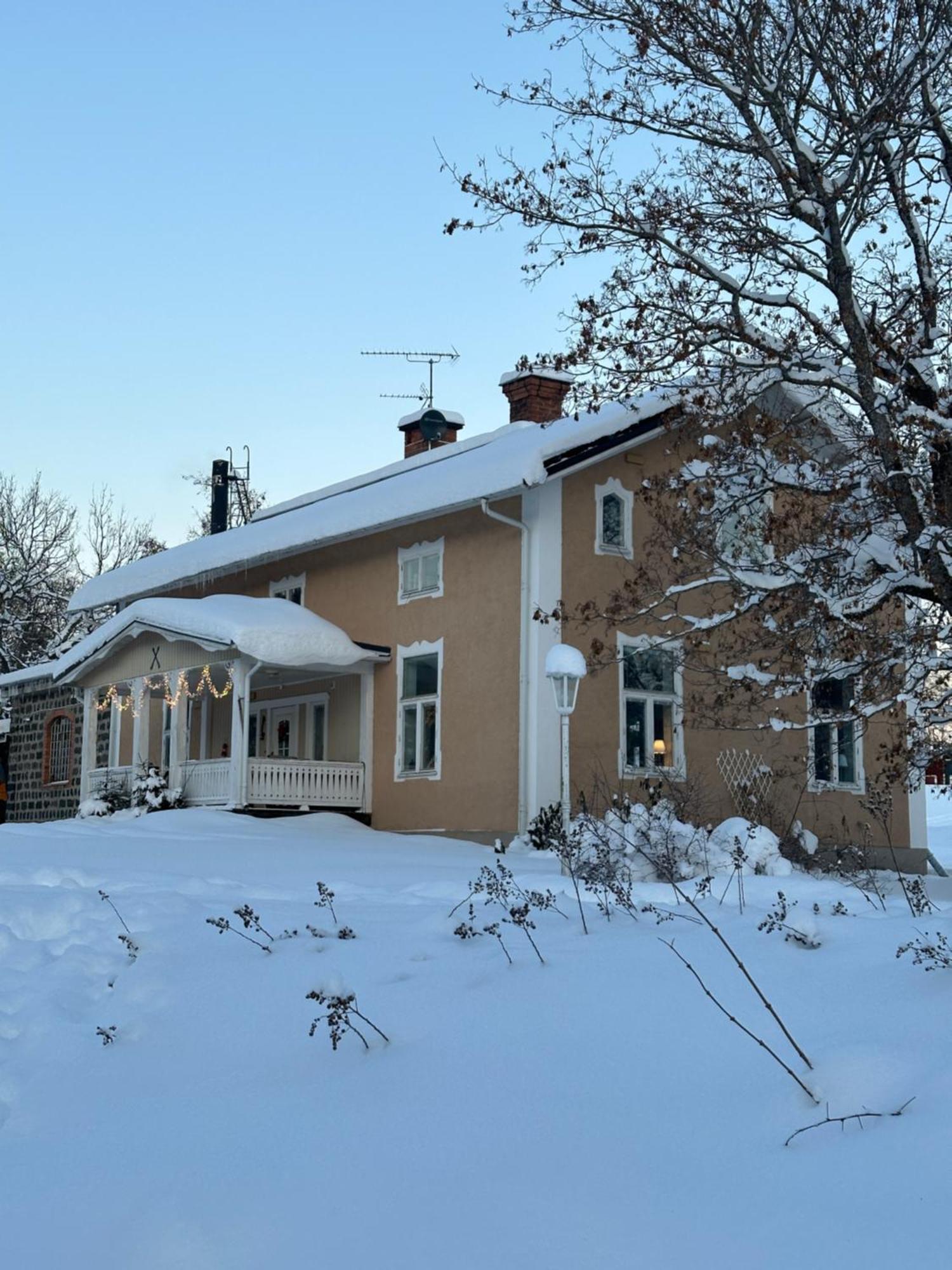Disponenten Ulvshyttan Buitenkant foto